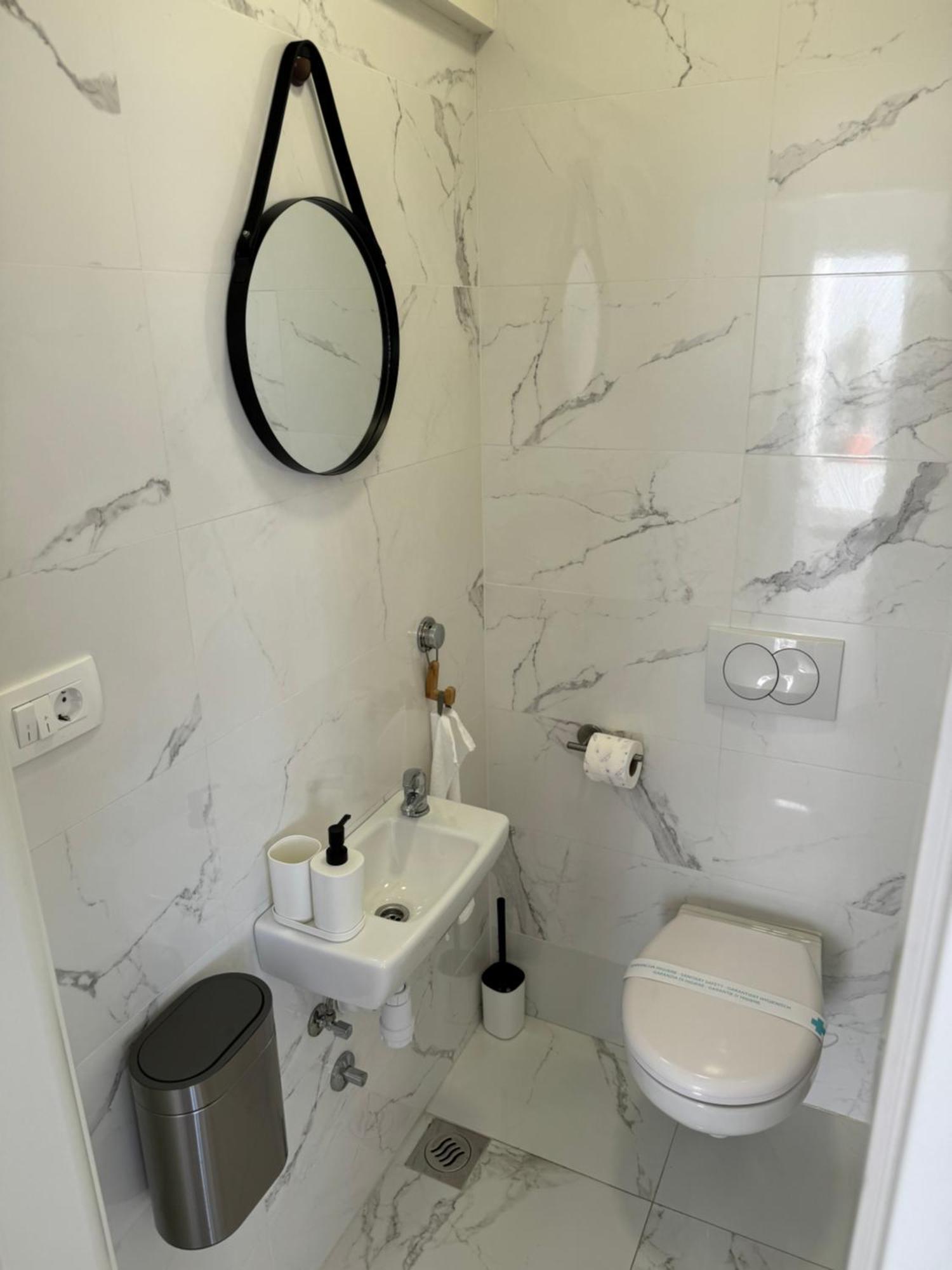 Beach House Oasis Villa Livak Каштела Екстер'єр фото