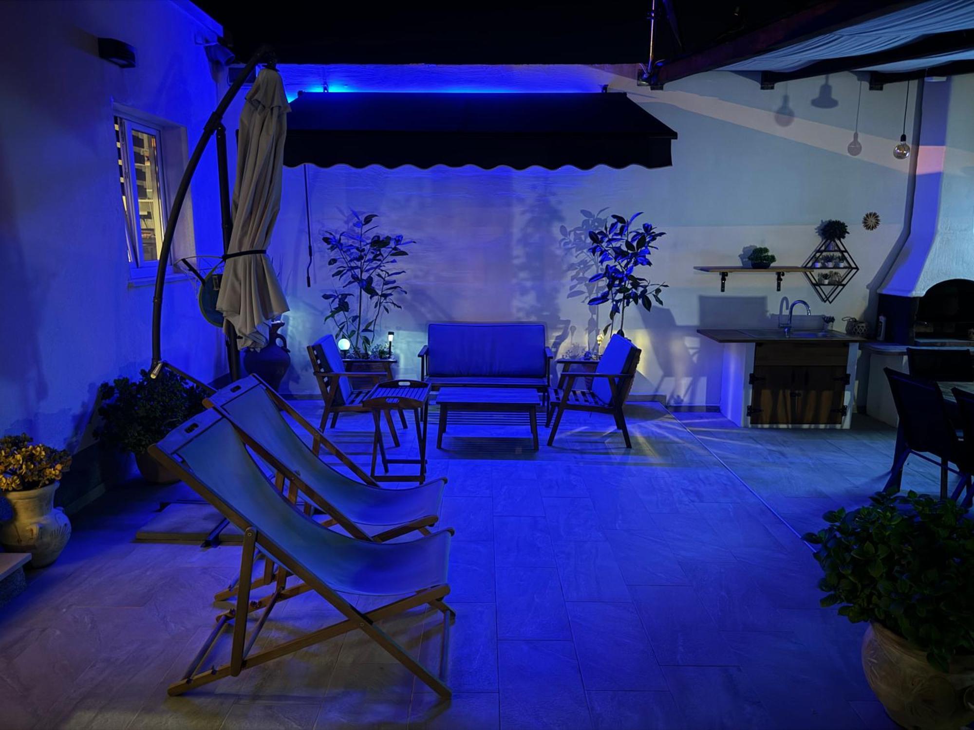 Beach House Oasis Villa Livak Каштела Екстер'єр фото
